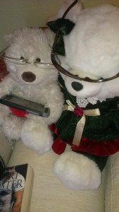 Louie texting while Honey spellchecks